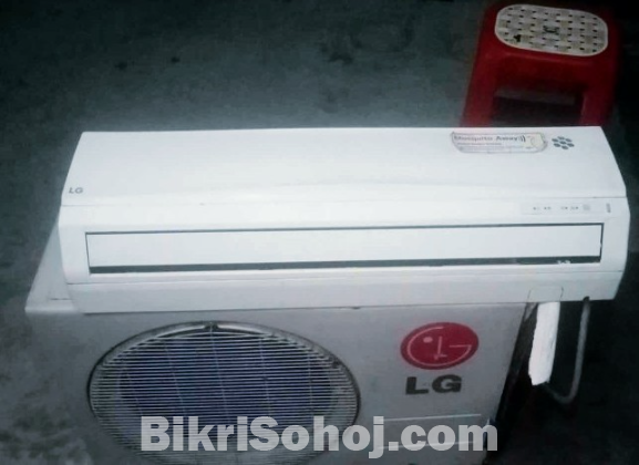 LG 1 ton non-inverter AC
